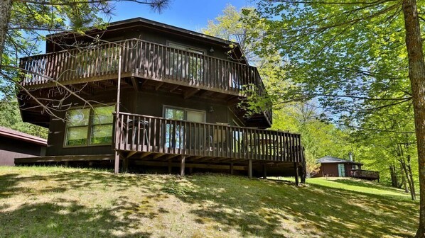 Cabin_206