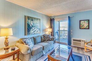Living Room | Queen Sleeper Sofa | Portable A/C Units | Free WiFi