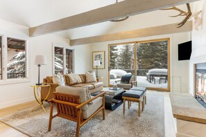 Exposed Beams & Vaulted Ceilings in the Living Room
