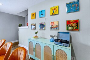 Turntable in the dining area