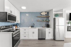 Kitchen, stove, dishwasher, microwave