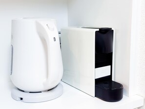 Kaffe och/eller kaffebryggare