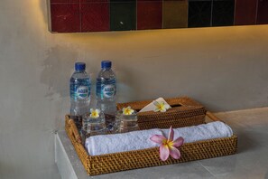 Bathroom amenities