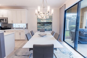 Comfortable & Spacious Dining area