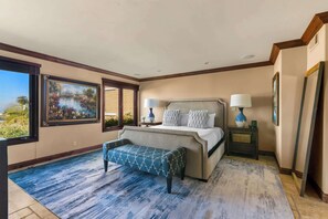 Primary suite with king bed