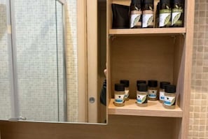 Badezimmerausstattung