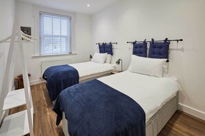 The Coach House, Apartment 2, Saltburn-by-the-Sea - Host & Stay