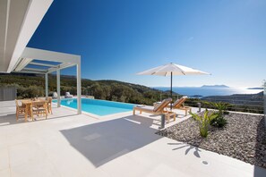 Terrace (2)