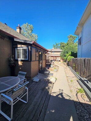  2nd house 3brm 2.5 bath in back  rents out separately  VRBO For  bigger  groups