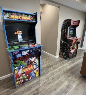 Spielezimmer