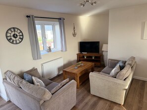 Living Room / Lounge
