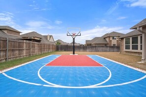 Sport court