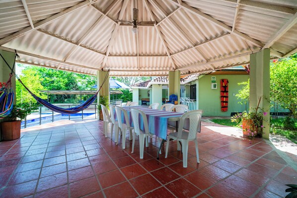 Outdoor dining
