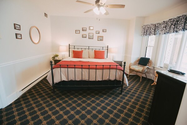 Clark Fork Suite #1- Bedroom