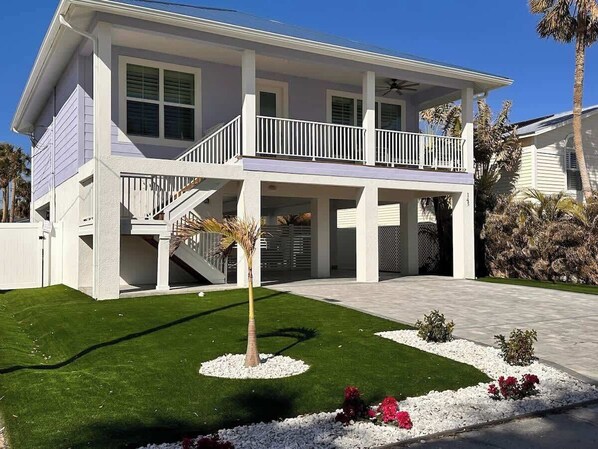Brand new house! All bedrooms have their own smart TV, dresser and closet with hanging/shelves and ceiling fans Custom plantation privacy shutters in every room