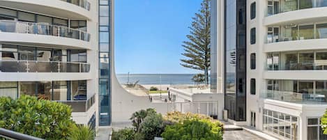 Beachside Bliss Apartment