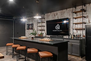 Bar (in der Unterkunft)