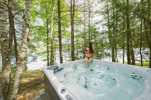 Bain à remous extérieur