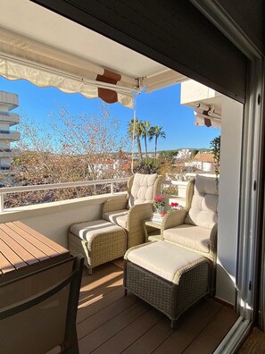 Covered terrace