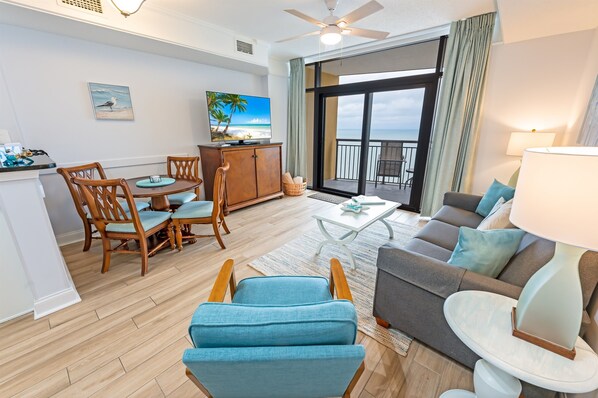 Amazing Living Room with Views of the Ocean!