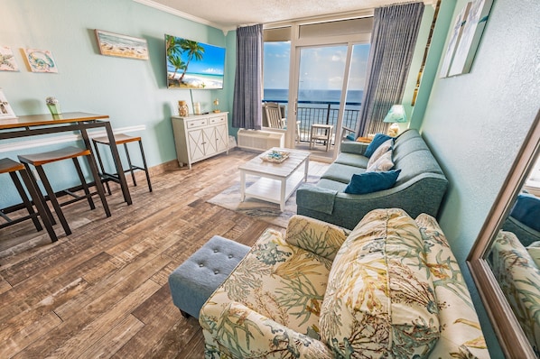 Large Living Area with Views of the Ocean, Beautifully Decorated