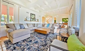 Main Living Room With Dining Area in Back