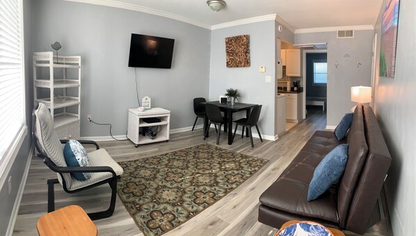 Spacious LR/DR open concept as you enter the condo