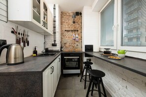 Kitchen | Book Now with RENTUJEMY.COM