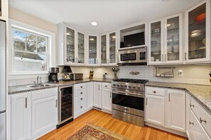 Kitchen (1)