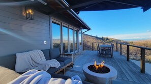 Outdoor first with views of the Rogue Valley