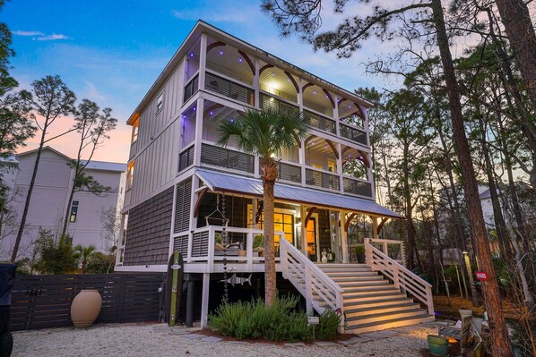 Deep Blue - Luxury Vacation Rental Beach Near the Gulf with Balconies and a Water View in Santa Rosa Beach, Florida - Bliss Beach Rentals