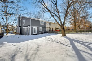 Fenced-In Yard | Outdoor Dining Area