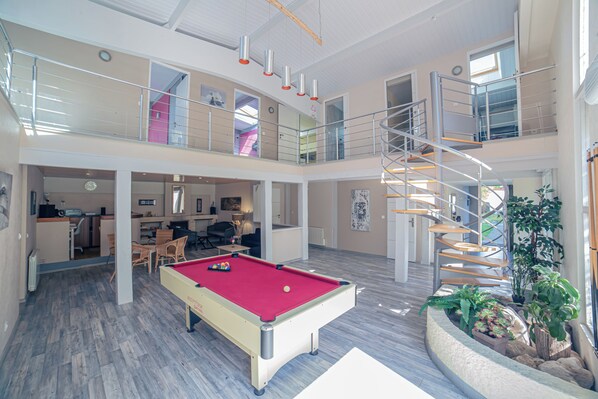 Game room