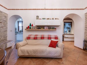 Furniture, Interior Design, Couch, Ceiling, Flooring, Room, Floor, Lighting, Living Room, Table