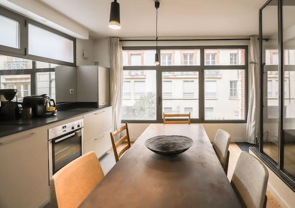 Private kitchen