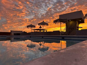 Los famosos atardeceres de nuestro bello Puerto de Ilusión visto desde el roof top.