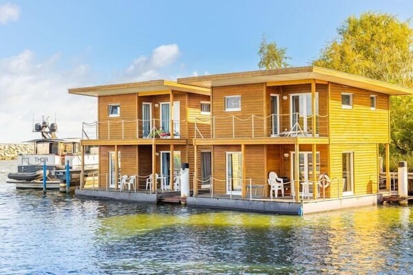 Holiday Home Exterior [summer]
