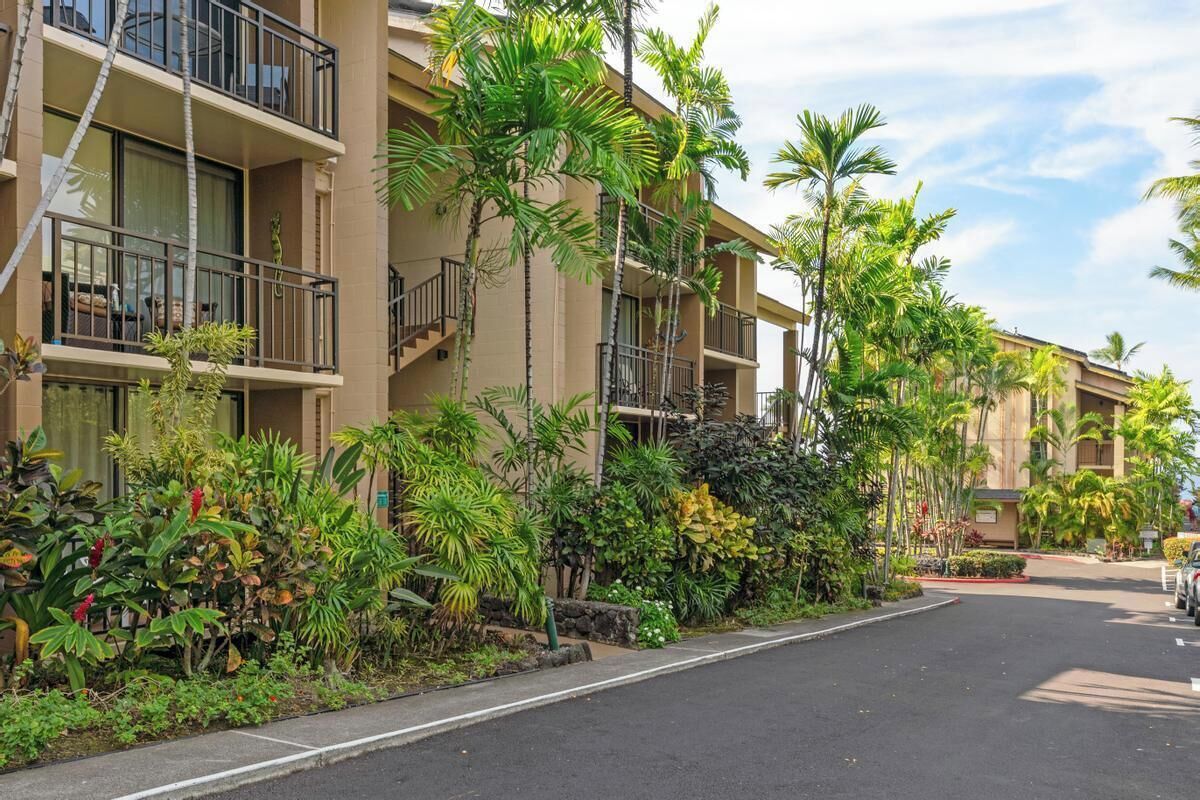 Kona Makai #5-103 One-Bedroom Tropical Escape - Holualoa | Vrbo
