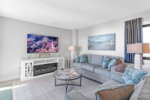 Home Decor, Architecture, Building, Furniture, Indoors