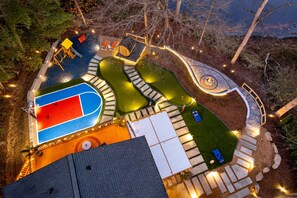 Perfectly designed for family gatherings and group getaways with lake access and outdoor charm.