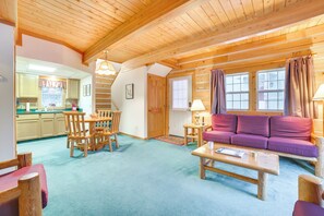 Living Room | 1st Floor | Central A/C & Heating | Free WiFi