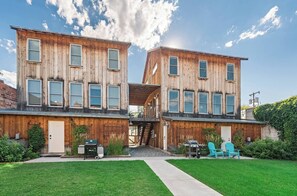Serendipity House (Unit D) is on the right side