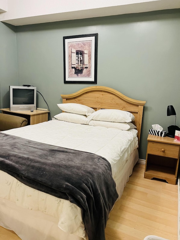 Spacey Superior Queen Suite