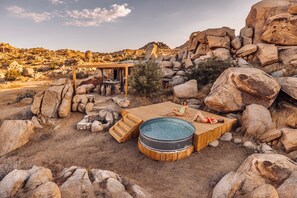 Bain à remous extérieur