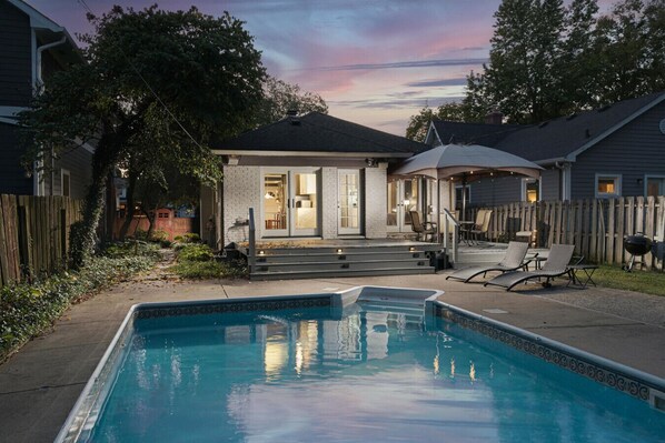 Pool