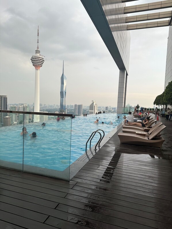 Rooftop pool