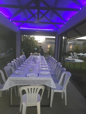 Outdoor dining