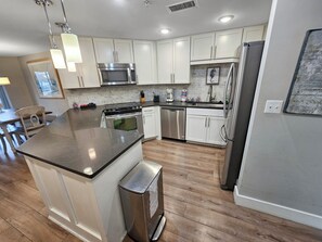 Updated kitchen in 4706 Westwinds