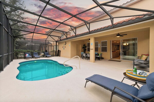 Welcome to Ray of Sunshine! We can't wait to host you :)