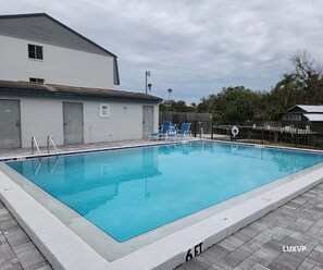 Community pool